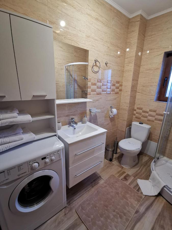 יאשי Charming Apartment In Villa מראה חיצוני תמונה