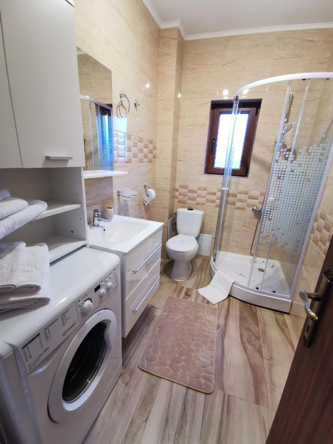 יאשי Charming Apartment In Villa מראה חיצוני תמונה
